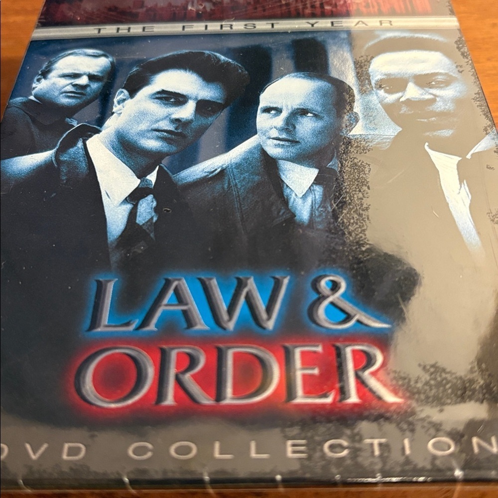 2002 Law & Order The First Year DVD Collection 22 Episode Box Set 6 Discs Sealed - Picture 9 of 17